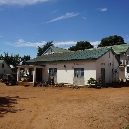 Masaka Backpackers, Tourists Cottage & Campsite 외부 사진